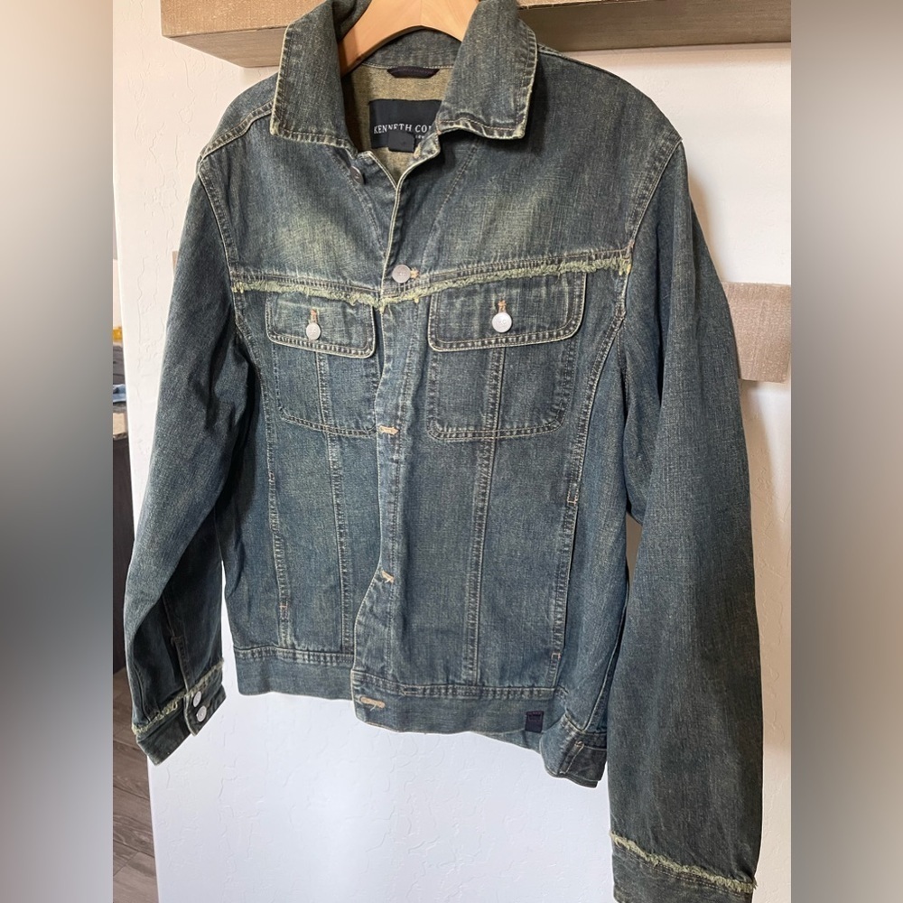 Kenneth Cole | Jean Jacket, Denim•••Frayed Detail, EXCELLENT—Medium - Picture 12 of 13